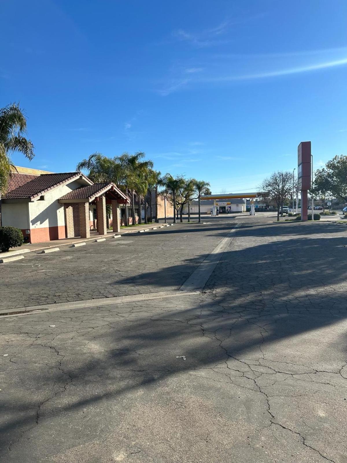 Budget Inn Corcoran Exterior foto