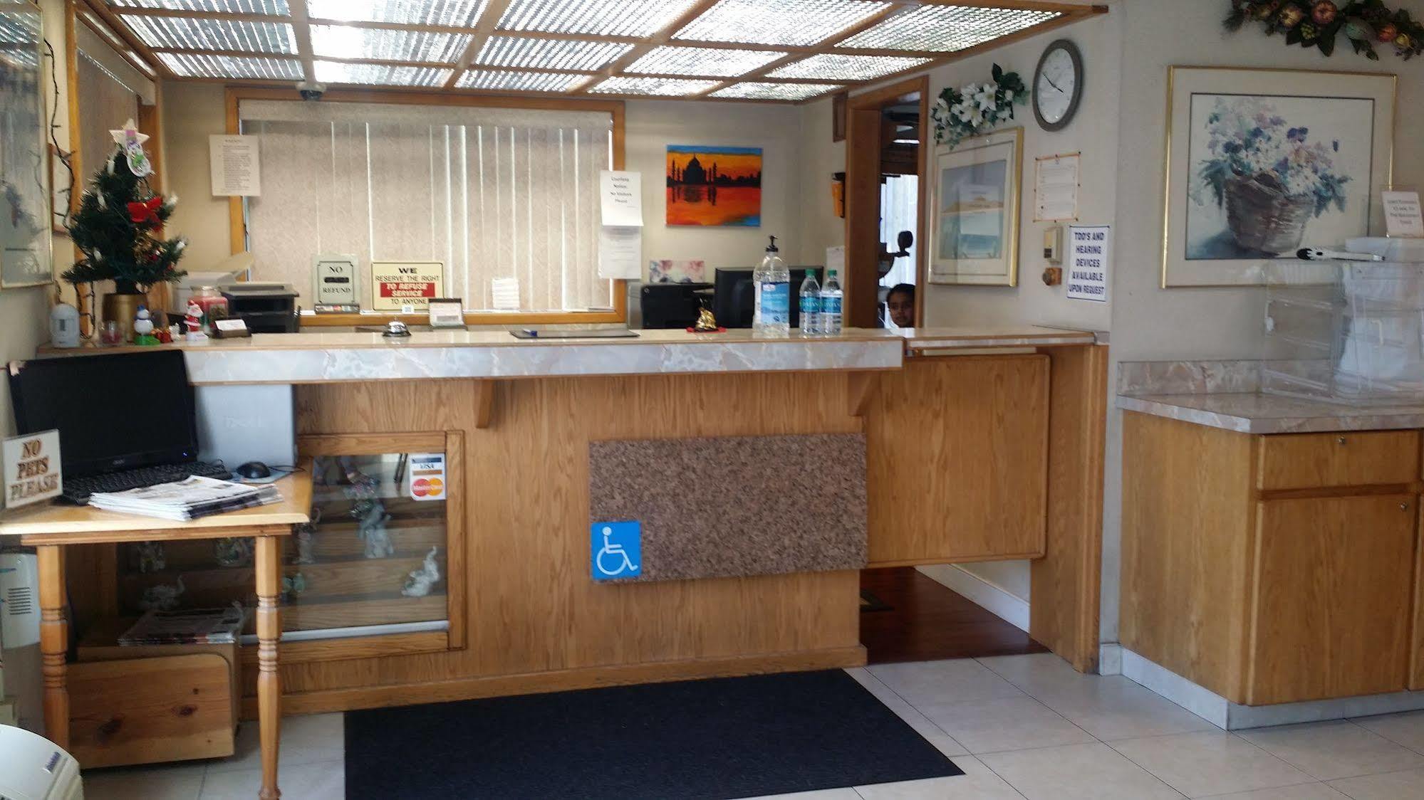 Budget Inn Corcoran Exterior foto