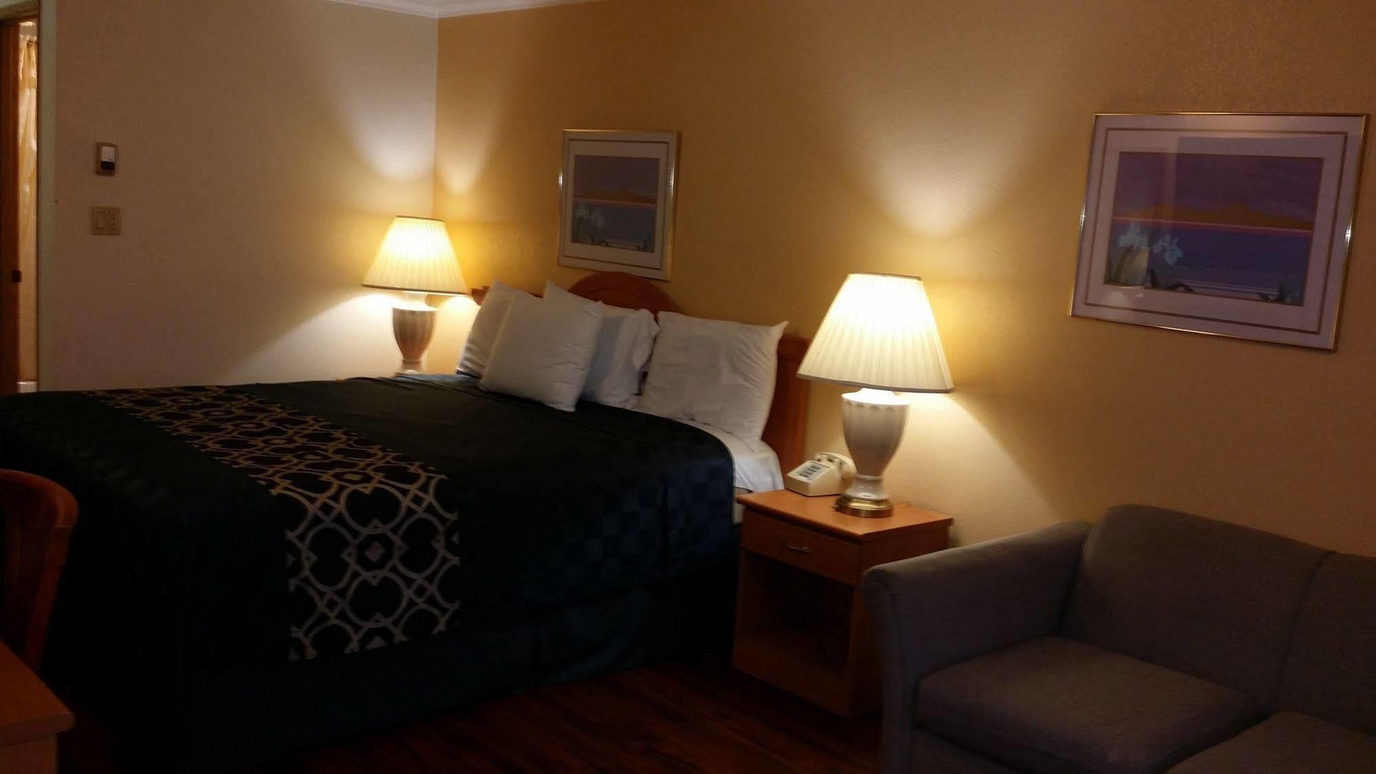 Budget Inn Corcoran Exterior foto